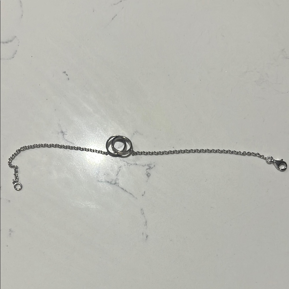 Elegant Silver Chain Bracelet